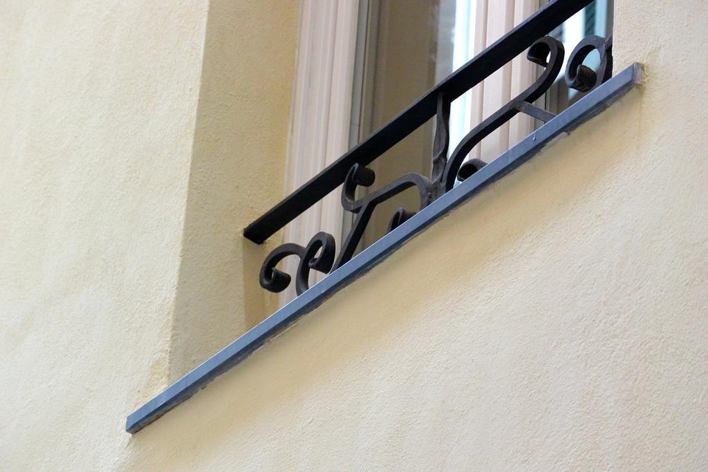 Appartamento Dei Sassetti Σαβόνα Δωμάτιο φωτογραφία